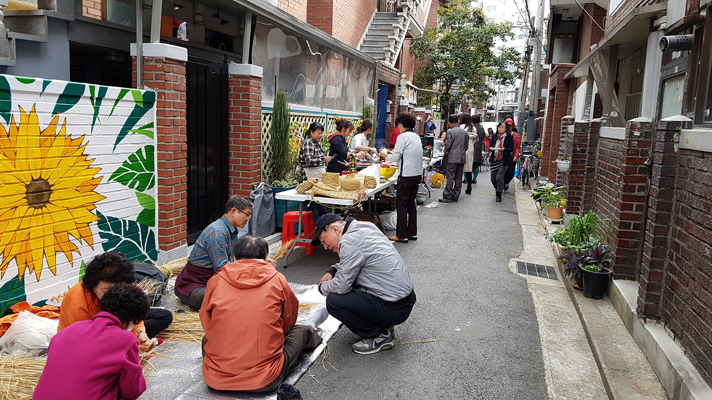 You are currently viewing 서울시, 꽃길 가득한 동네숲(골목길)가꾸기 사업 공모 시작