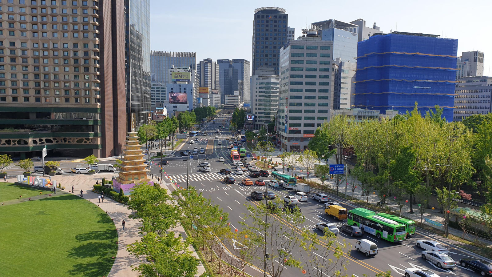 You are currently viewing 서울시, 1.55km `세종대로 사람숲길` 완성… 가로숲길 녹음 즐기며 단절 없이 걷는다