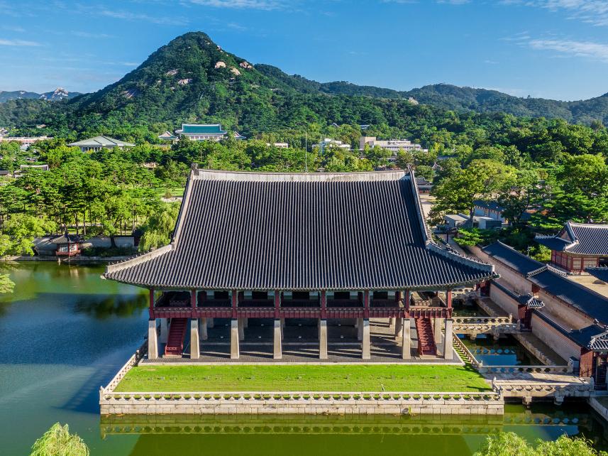 You are currently viewing 5월부터 10월까지 경사로운 누각 ‘경회루’ 특별관람 운영